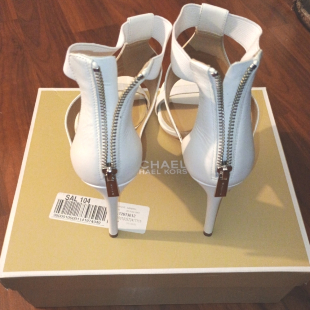 Women's Michael Kors Heels Size 9 - Picture 3 of 7